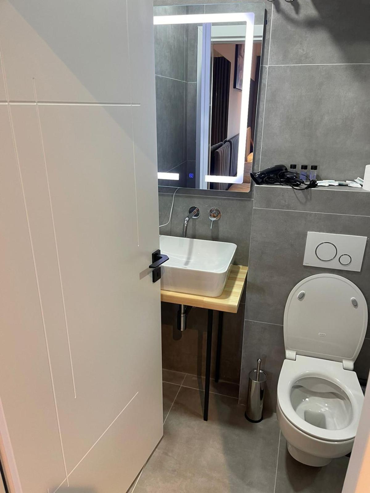 Aries Apartments Saranda Kültér fotó